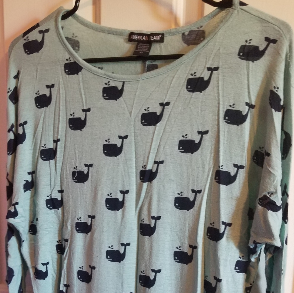 3/$5 Deal Blue whale quarter sleeve shirt